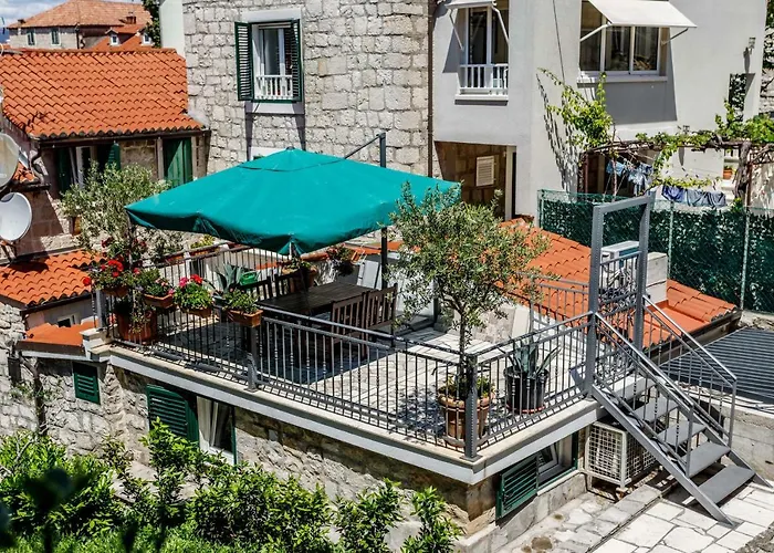 Saint Lucas Lejlighed